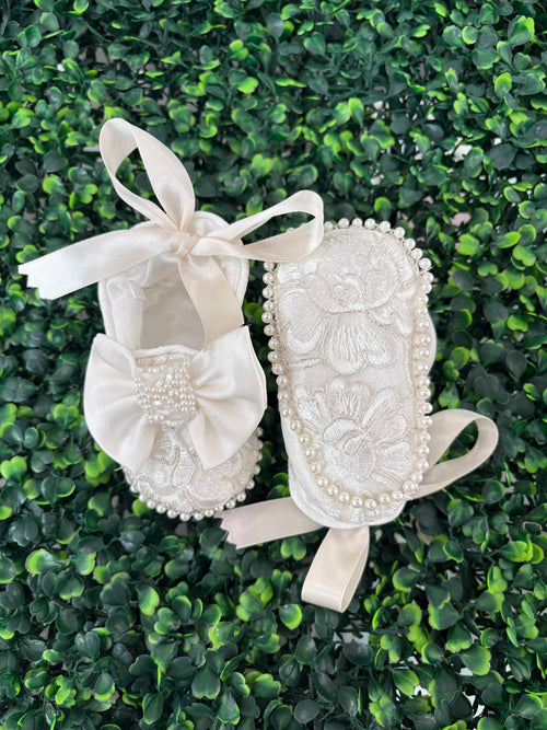 Piccolo Bacio Floral Pearl Lace Baptismal Ballet Shoe