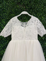 Teter Warm Elbow Sleeve Lace Gown SK25