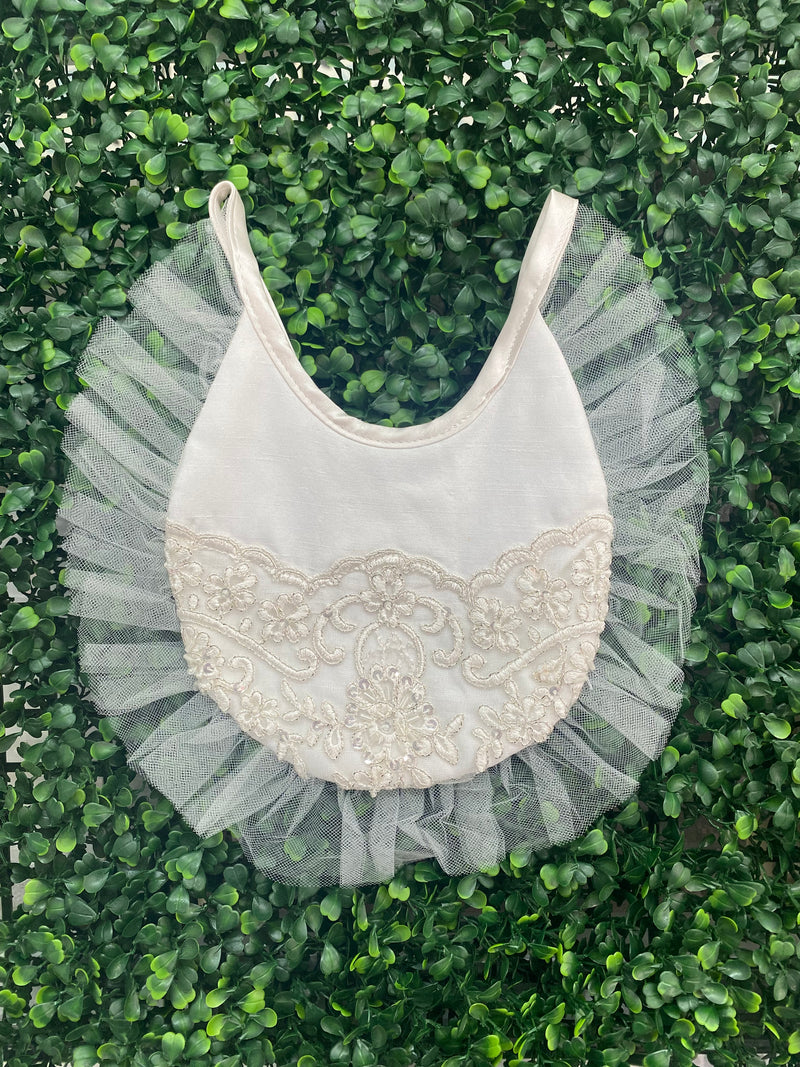 Piccolo Bacio Silk Scallop Lace Royal Lace Cathedral Maggie