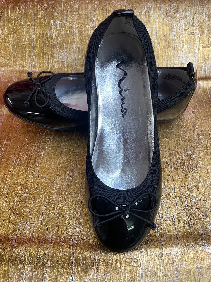 Nina Shoes Girls' Black Patent Leather Flats with Bow Detail Sara's Children's Boutique Nina Shoes Girls' Black Patent Leather Flats with Bow Detail Sara's Children's Boutique