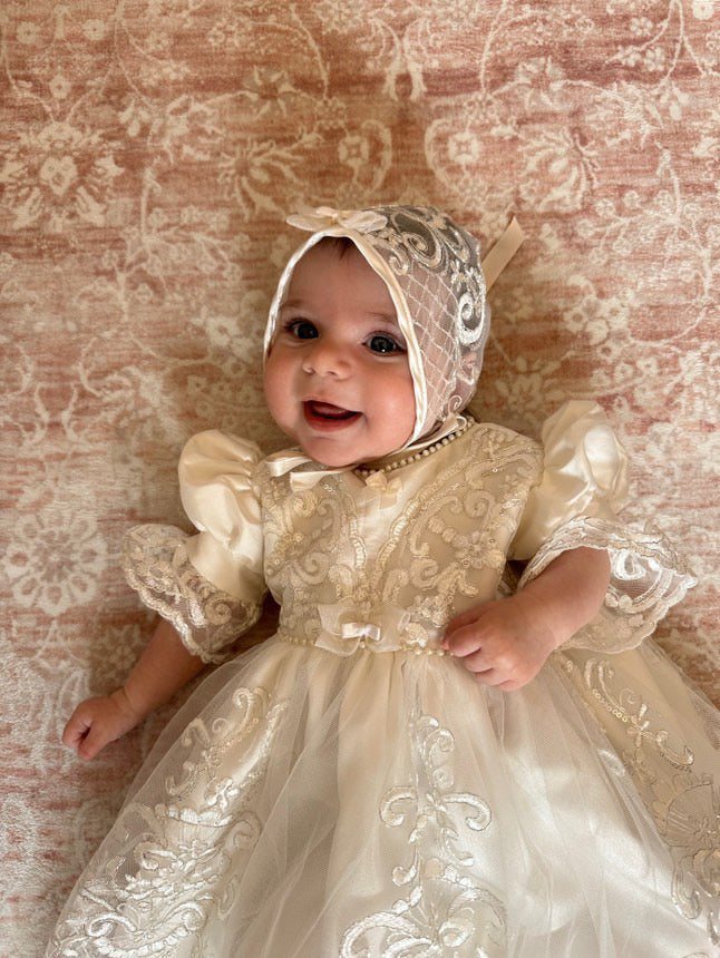 Piccolo Bacio Mila Metallic Lace Christening Gown 18 Months / Diamond White Piccolo Bacio Mila Metallic Lace Christening Gown 18 Months / Diamond White