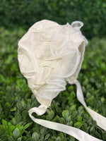 Piccolo Bacio Girls’ Silk and Organza Bonnet
