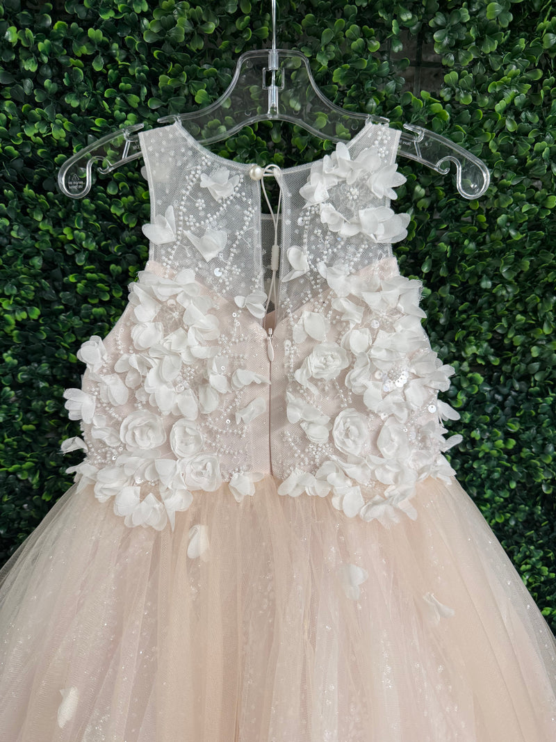 princess daliana flower girl dresses Princess Daliana Tulle Snowflake Sequin Flower Girl Dress . . . . # flowergirldresses #bride #bridalgown #bridalgowns #weddingdress #wedding #whitedress #kidsfashion #kidscouture #princessdaliana #flowergirl #communiondress #flowergirldress
