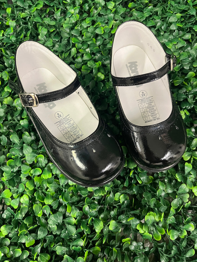 Girls’ Black Patent Leather Mary Jane Shoes 044 7 / Black