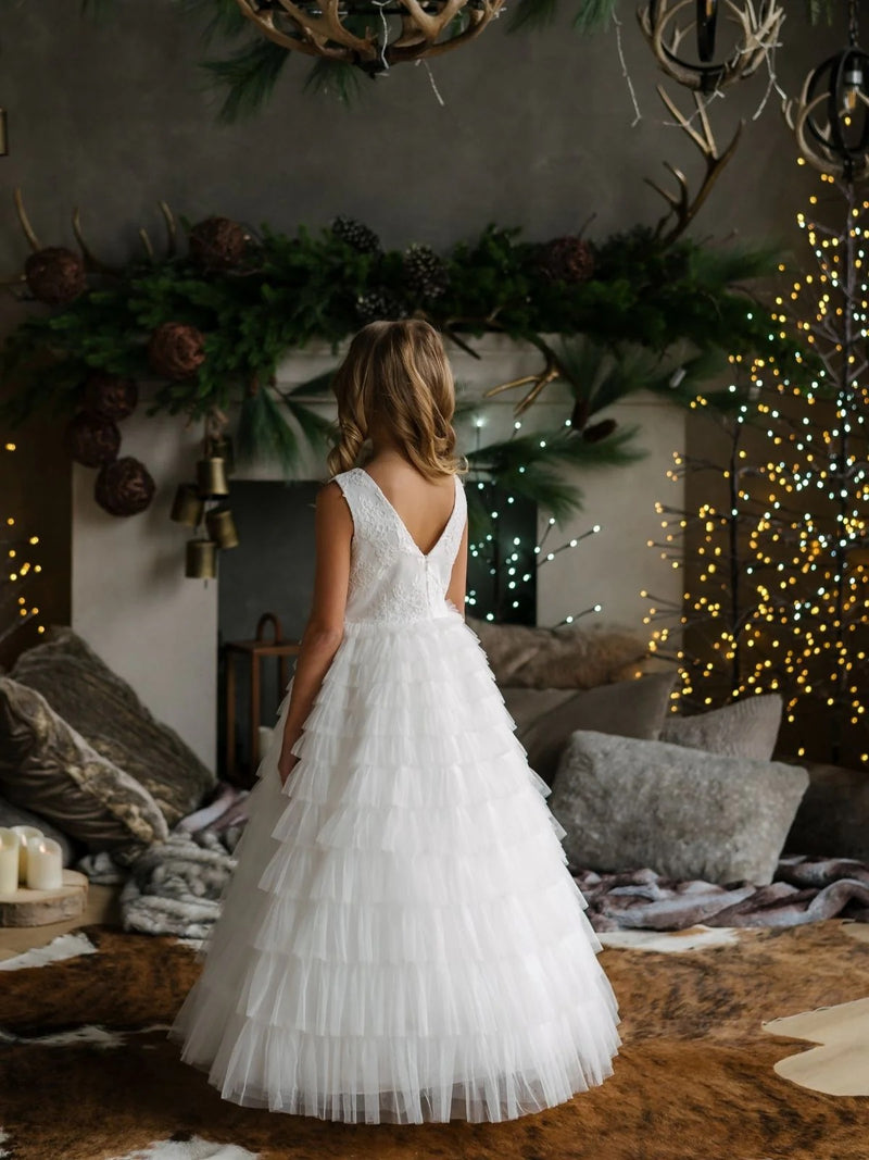 Teter Warm Off Sleeveless and Tiered Lace Gown SK42