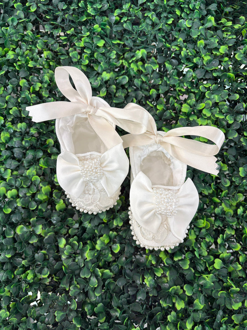 Piccolo Bacio Floral Pearl Lace Baptismal Ballet Shoe