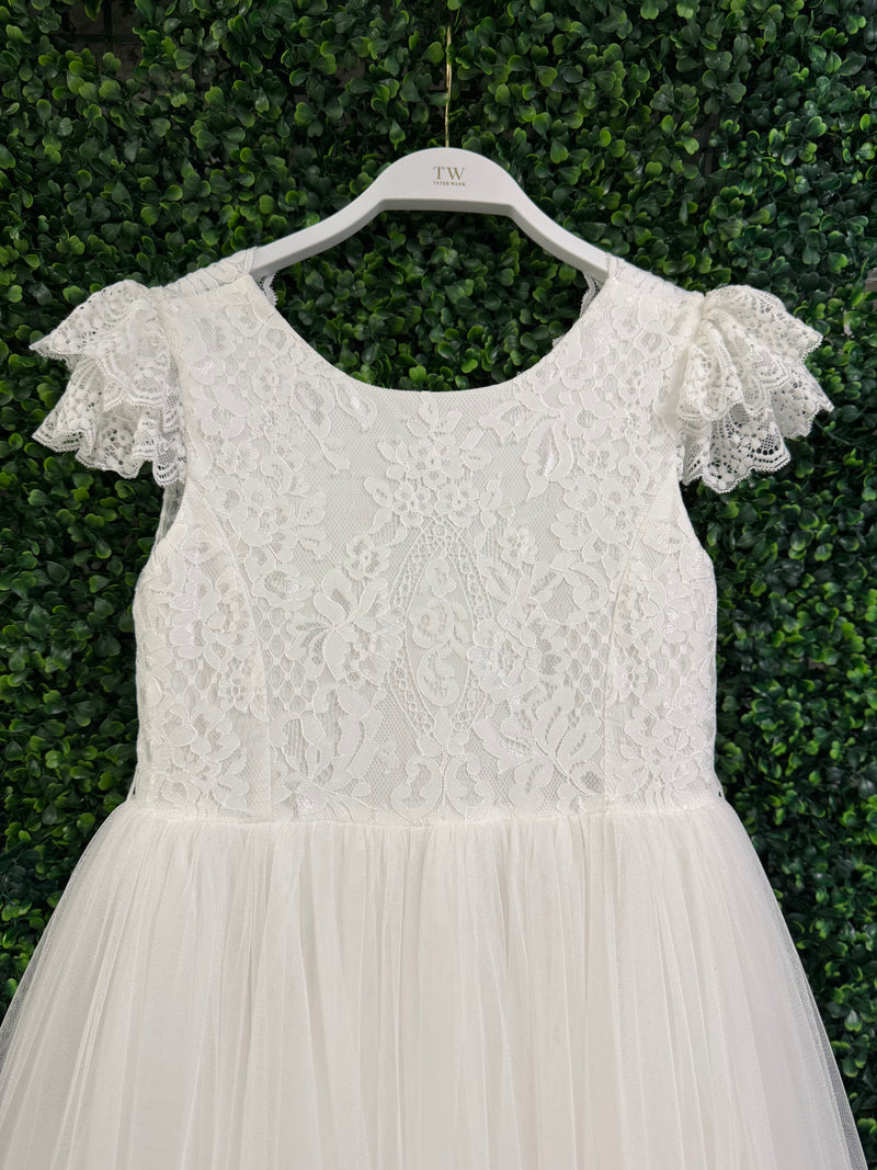 Teter Warm Lace Cap Flutter Sleeve Gown SK15