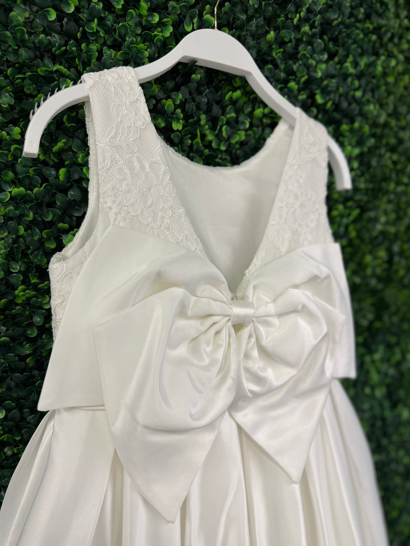Teter Warm Satin Box Pleat Gown With Bow Back MK12