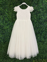 Teter Warm Lace Cap Flutter Sleeve Gown SK15