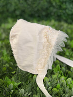Piccolo Bacio Girls’ Beaded and Tulle Bonnet