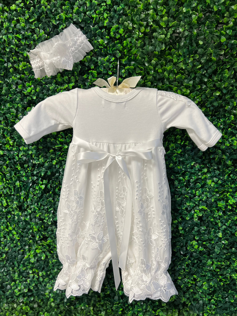 Bebe Gabrielle Off White Changing Outfit