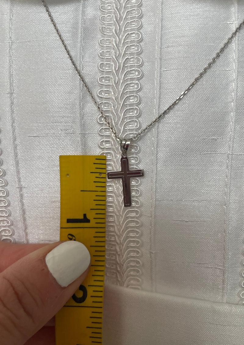 Sara’s 14K White Gold Cross Necklace