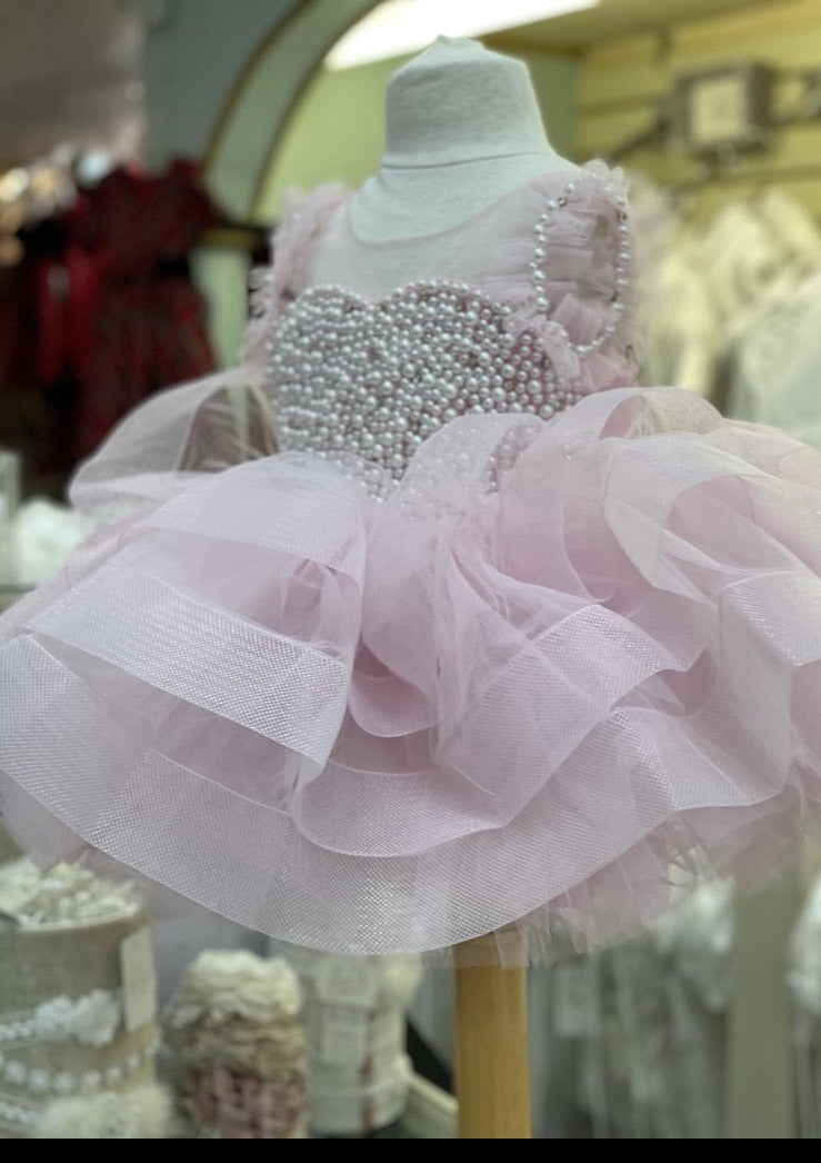 Kids lehenga | Baby girl dress patterns, Cute baby dresses, Kids lehenga