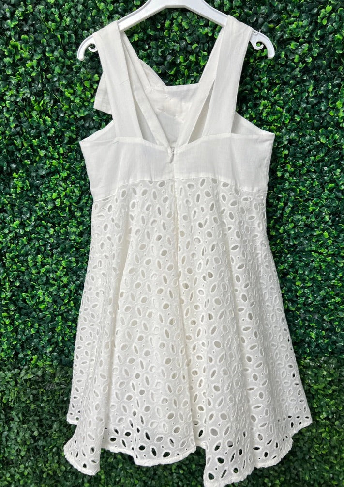 Mayoral Girl's White Cotton Eyelet Trapeze Dress 3916 Sara's Children's Boutique Mayoral Girl's White Cotton Eyelet Trapeze Dress 3916 Sara's Children's Boutique