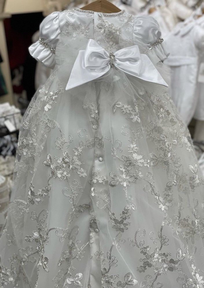 Piccolo Bacio - Royal Scallop Lace Catherdral Dress - Karenina