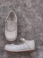 Girls’ White Leather Mary Jane Shoes with Teardrop Cutout Detail