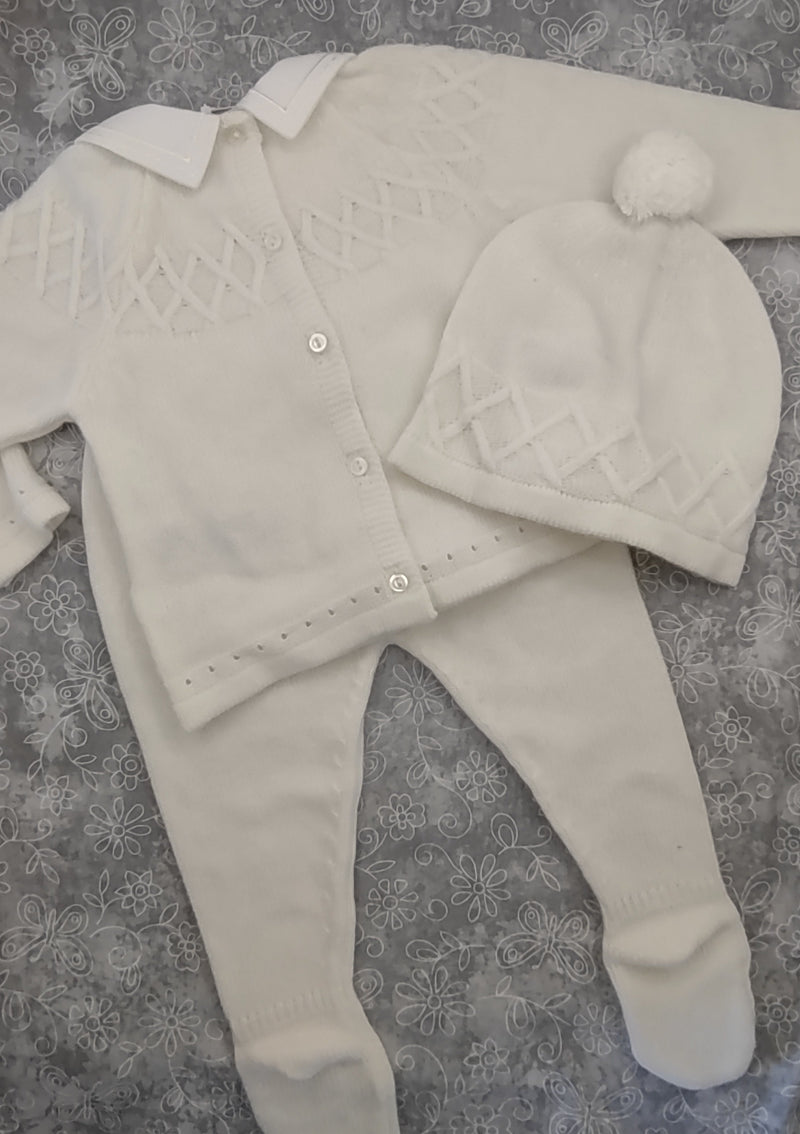 Dr. Kid Boys’ Ivory 3 Piece Infant Cashmere Knit Changing Outfit  DK110