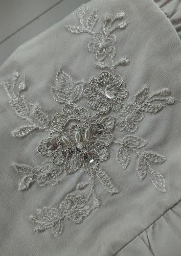 Metallic Embroidery Silk Bib