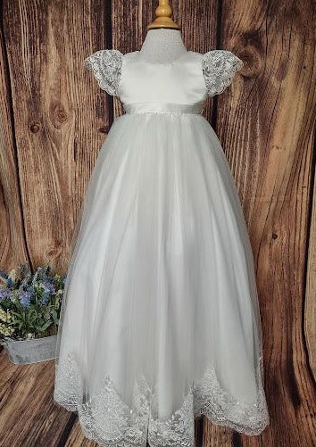 Nan & Jan Girls Christening Organza Francesca Gown 12 Months / Off White Nan & Jan Girls Christening Organza Francesca Gown 12 Months / Off White